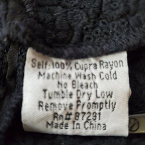 JOHNNY WAS Black Embroidered Tunic L EUC - Picture 5 of 8